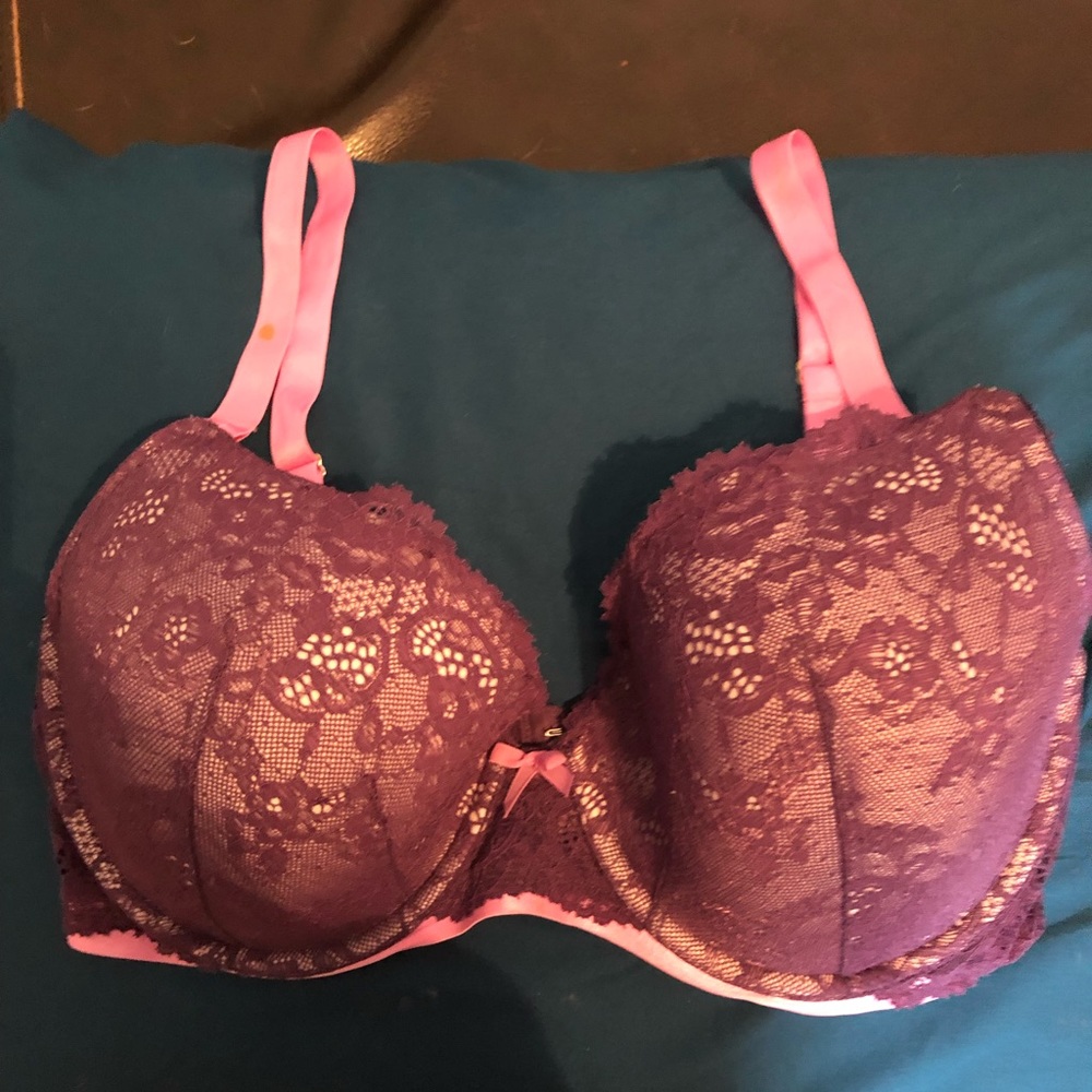 Victoria secrets 38dd bra
